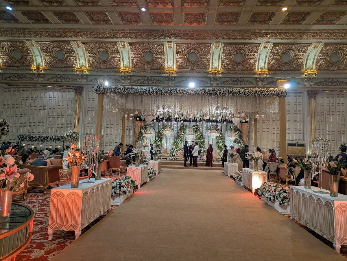 Qasar-e-Noor